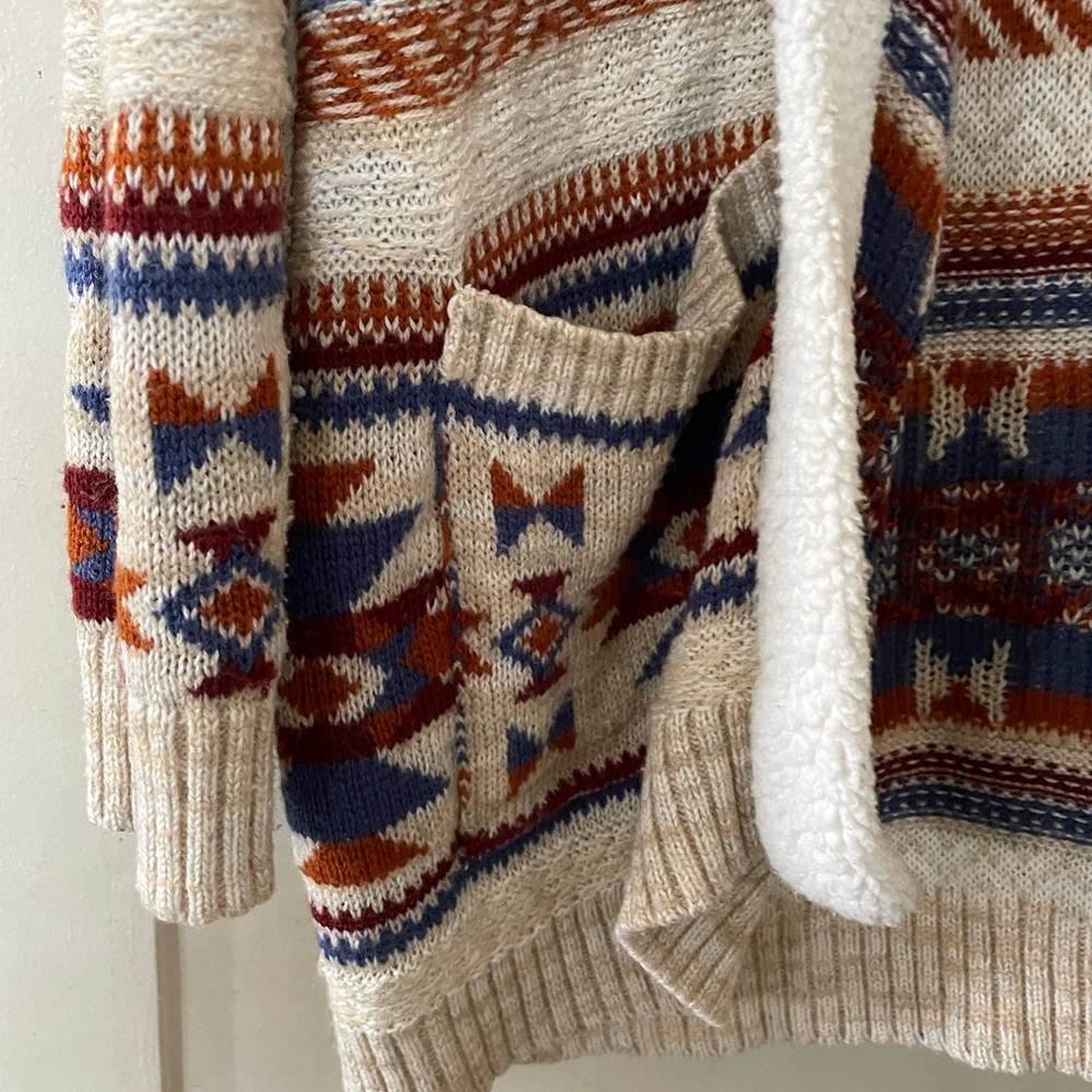 Multicolor Patterned Hooded Cardigan - Picture 3 of 6